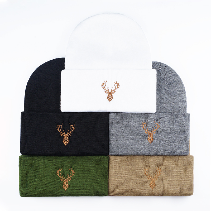 Retro Bucks Moose İşlemeli Ber - Hunting Outdoor Christmas Decorations incelemesi ve fiyatı